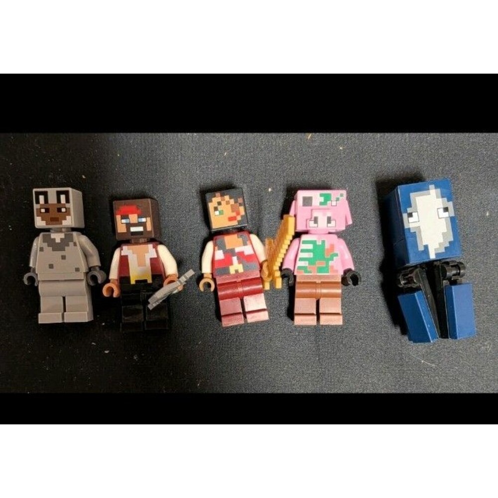 Lot of 4 Lego MINECRAFT MINIFIGURES plus OCTO